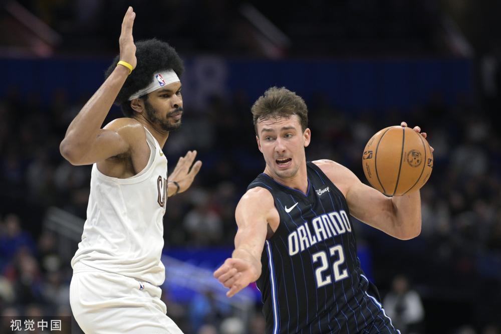 总能在不经 总能在不经